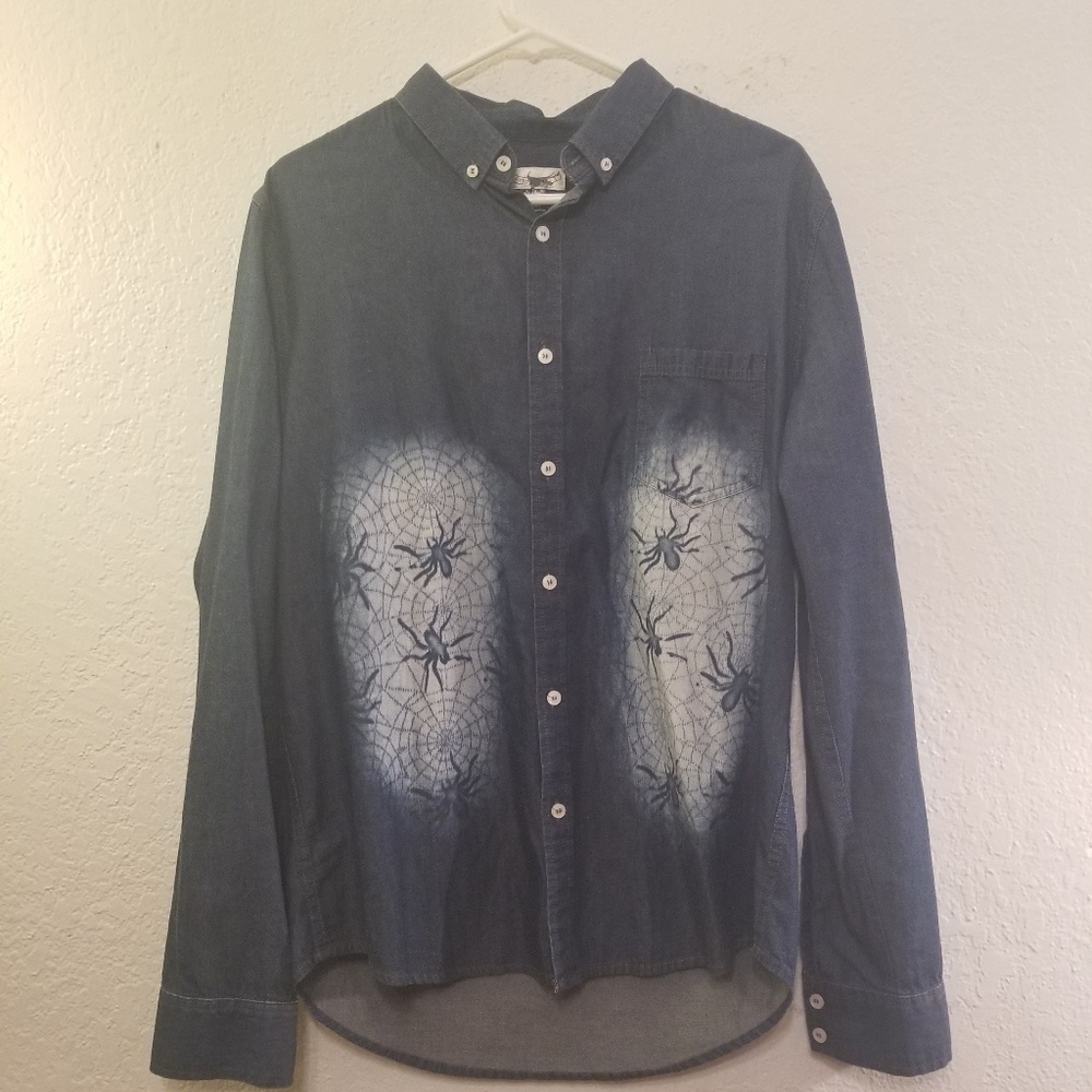 Oxford Lads Spider Print Blouse L